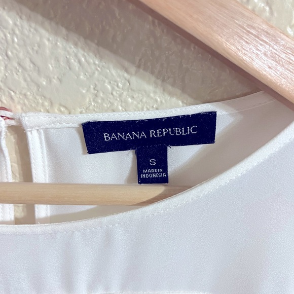 Banana republic woman blouse with ruffles and long sleeve size S - Picture 5 of 11